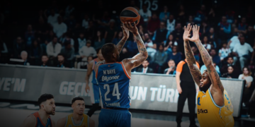 Anadolu Efes evinde Maccabi Tel Aviv’e farklı kaybetti