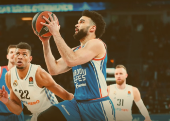 Euroleague’de Anadolu Efes evinde Real Madrid’i devirdi