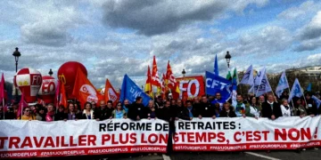 Fransa’da isyanlar sürüyor: 310 kişi gözaltına alındı