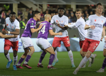 Sivasspor İtalya’da tek golle boyun eğdi