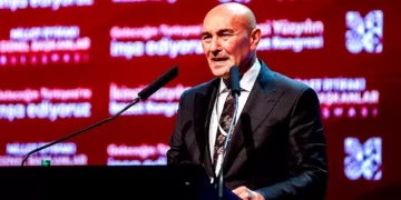 Tunç Soyer, İkinci Yüzyılın İktisat Kongresi’nde konuşma yaptı