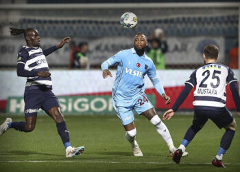 Trabzonspor deplasmanda Kasımpaşa’ya kaybetti