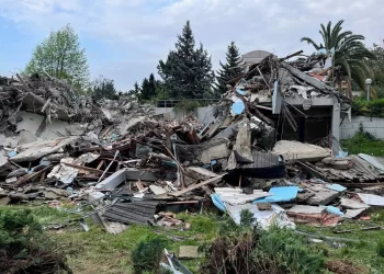 Münevver Karabulut cinayetinin işlendiği ev yıkıldı