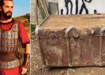 Aylardır kayıp olarak aranan oyuncu, tahta sandık içinde meyyit bulundu! Cesedi bulan polisler şok oldu