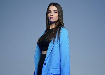 Birebir Anda iki projeyle ekranlarda