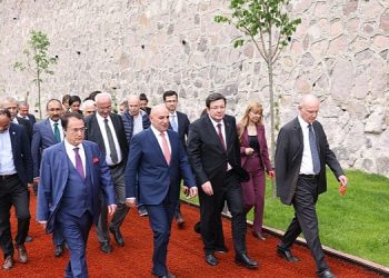 Deniz Baykal Parkı Keçiören’de Açıldı