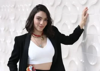 Ekrem İmamoğlu: Merve Dizdar’ı Tebrik Ediyorum