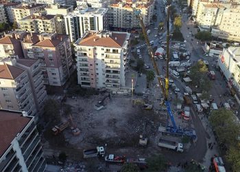 İzmir’de 36 kişinin öldüğü İstek Beyefendi Apartmanı davasında yeni gelişme