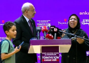 Kılıçdaroğlu Kendisine Seslenen Bayanı Kürsüye Çağırdı: Toz Pembe Tabloya Rağmen Gerçekleri Anlattı