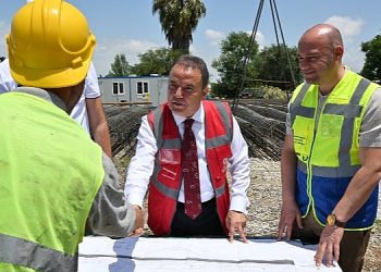 Lider Muhittin Böcek Cırnık Köprüsü’nde çalışmaları inceledi