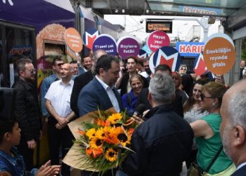 Metro Şoförüne Sürpriz Uğurlama: Son Seferini Alkışlarla Yaptı