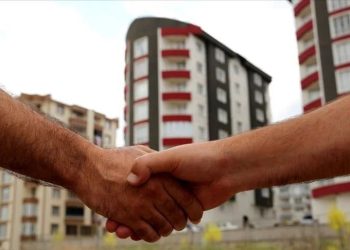 Ruslar Alanya’yı terk ediyor