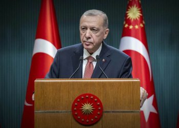 Cumhurbaşkanı Erdoğan’dan ‘Babalar Günü’ mesajı