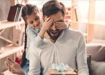 Esnaftan Babalar Günü alışverişlerinde 20 milyar liralık ciro beklentisi