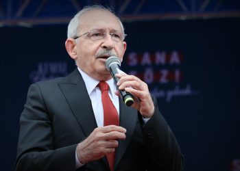 Kılıçdaroğlu tüm danışmanlarını görevden aldı
