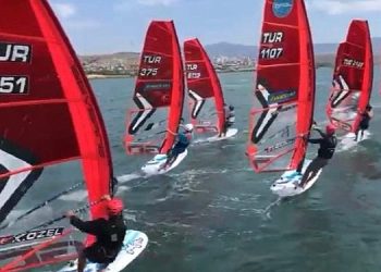 Aliağa’da Süper Yelken Turnuvası