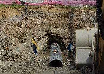 Antalya Büyükşehir Belediyesi ASAT Genel Müdürlüğü Alanya’nın Büyükhasbahçe, Fığla ve Hacet Mahalleleri’nin içme suyu sınırlarını yeniliyor.