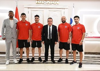 Ayak Tenis ekibi Türkiye Şampiyonasına gidiyor