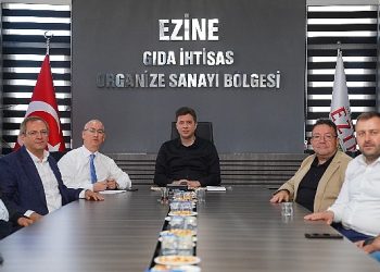 Ayvalık ve Ezine Besin OSB’leri ortasında bilgi alışverişi