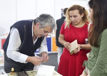 Bağcılar Kitap Fuarı’nda taşlara ağır ilgi