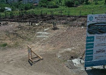 Bir otobüs terminali de Karamürsel’e