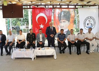 Burhaniye’de bayramlaşma merasimi yapıldı