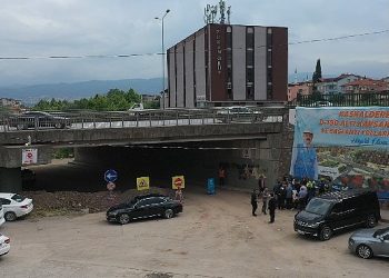 Büyükakın: Derince-Körfez ortasında trafiğe neşter vuruyoruz