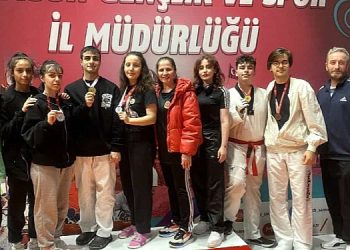 Canikli Atletler Madalyaları Sildi Süpürdü