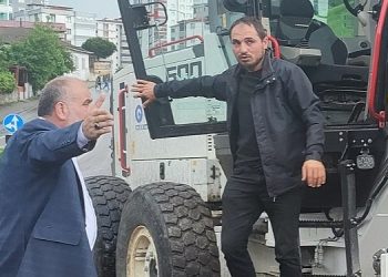 Canik’te Gruplar Yağmura Karşı Canla Başla Gayret Etti