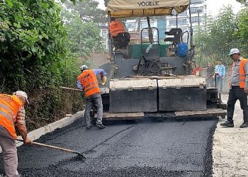 Canik’te Yol Atağı Sürüyor