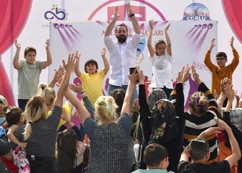 Çorlu Tiyatro Şenliği Başladı