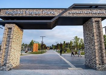 Derince Sağlıklı Ömür Parkını inceleyen Lider Büyükakın, sağlıklı yaşama adım atmak için herkesi bu hoş parka davet etti