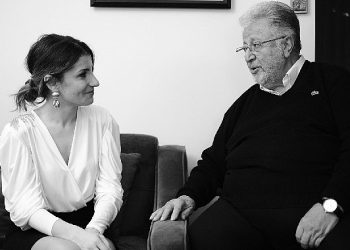 Elif Ebru Sakar’ın Turne Seyahati Başlıyor!