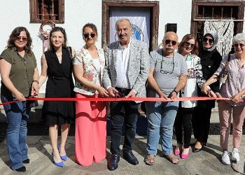 Emeğin sanata dönüştüğü stant açıldı