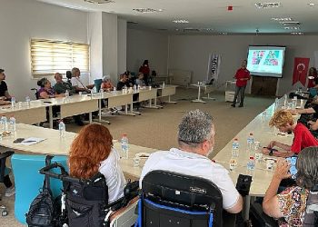 Engelsizmir “afet” eğitiminde