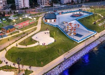 Gölcük Aquapark tamam sıra açılışta