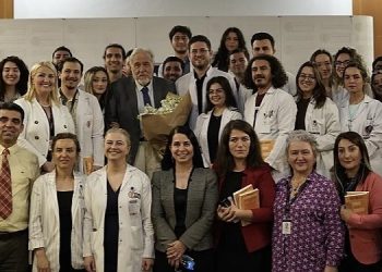 İlber Hoca tıp fakültesi öğrencilerine ve sıhhat çalışanlarına 570. Yılında İstanbul’un Fethini anlattı