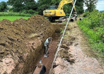 İsu toramanlar Gölet’inde yeni sulama sınırı yapıyor