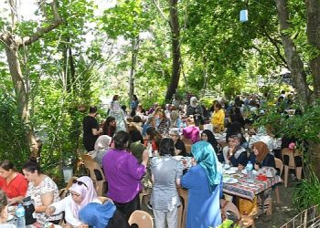 Karabağlar Belediyesi Semt Merkezi kursiyerlerine yönelik seyahatler sürüyor