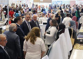 Karaman Belediyesi Yıl Sonu Standı açıldı