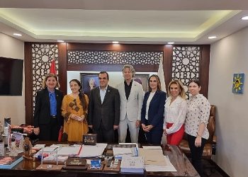 Âlâ Parti Vilayet Lideri Bezircilioğlu’ndan İzmir Kızılay’a Kurban bağışı