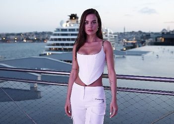 La Roche-Posay ve Bensu Soral dermatoloji dünyasını buluşturdu