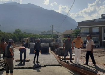 Lider Topaloğlu yol çalışmalarını inceledi