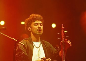 Mark Eliyahu YBY Woods Konserinde İzleyenleri Büyüledi