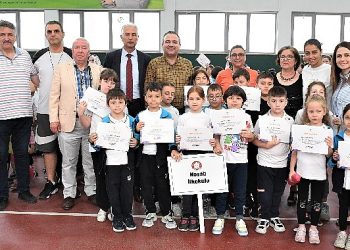 Minik raketler sertifikalarını aldı