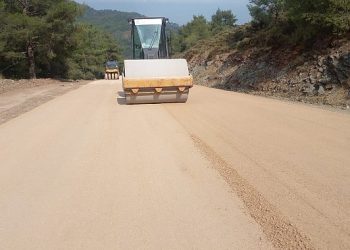Muğla Büyükşehir Belediyesi’den, 40 Mahallede Yol Çalışması