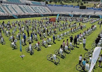 Nilüfer Belediyesi’nden en çalışkan öğrencilere bisiklet mükafatı