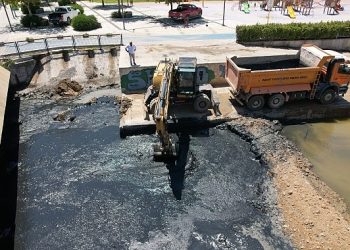 Peynircioğlu Deresi’nde paklık çalışmaları tamamlandı