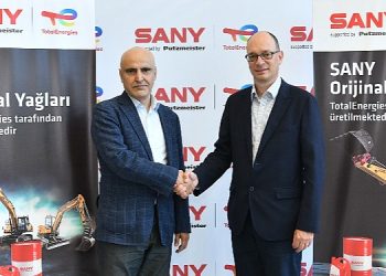 TotalEnergies, dünya devi SANY iş makineleri için Menemen’de madeni yağ üretimi yapacak