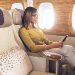 Tüm Emirates yolcuları artık uçuşları sırasında fiyatsız Wi-Fi kontağından yararlanabiliyorlar